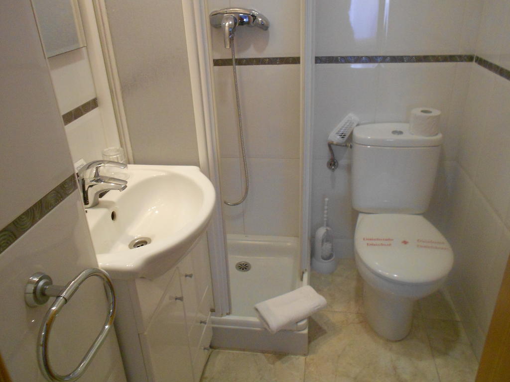 Hostal Ca La Irene Sant Vicens De Castellet Kamer foto