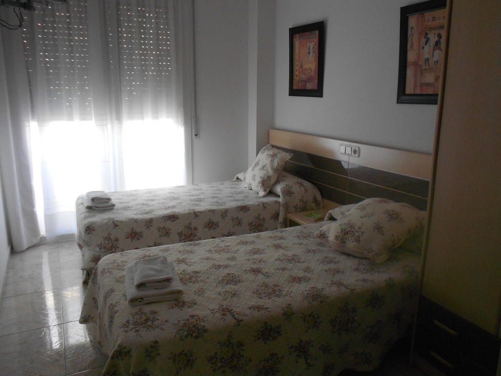 Hostal Ca La Irene Sant Vicens De Castellet Kamer foto